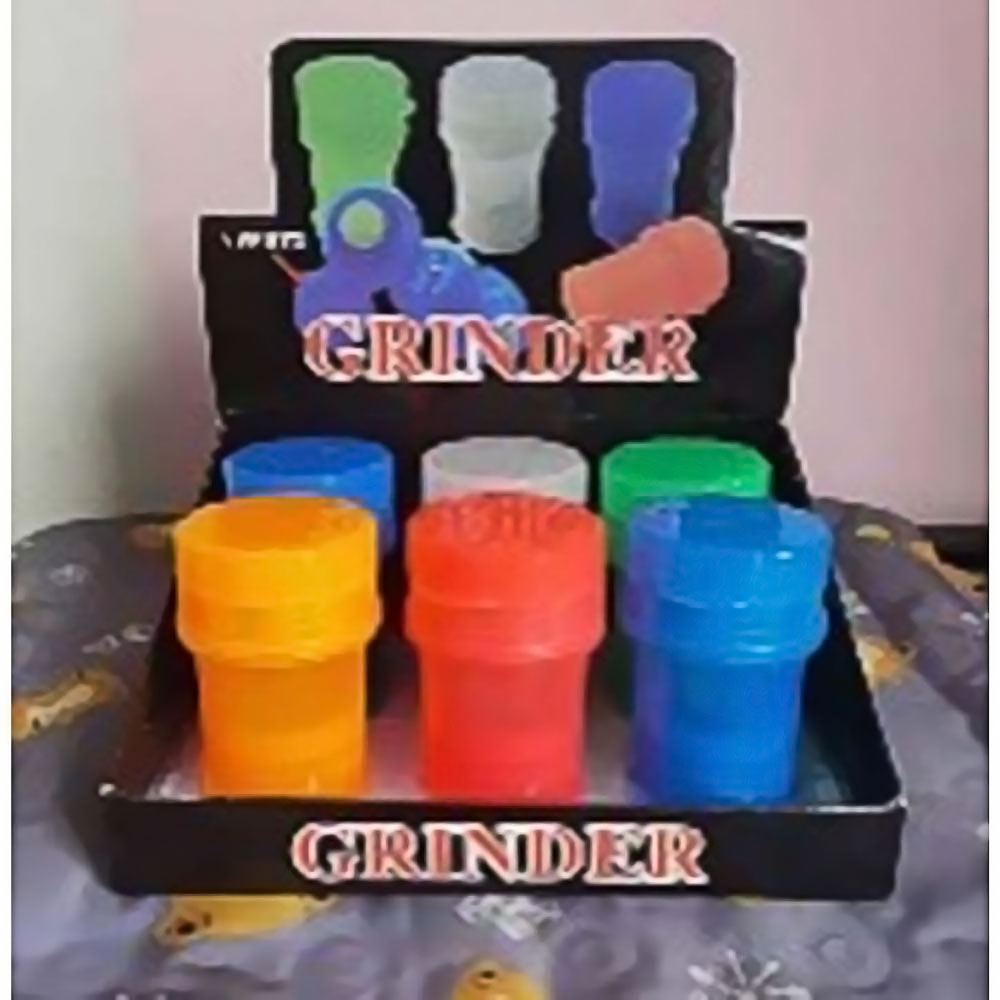 PLASTIC GRINDER AND CONTAINER DISPLAY